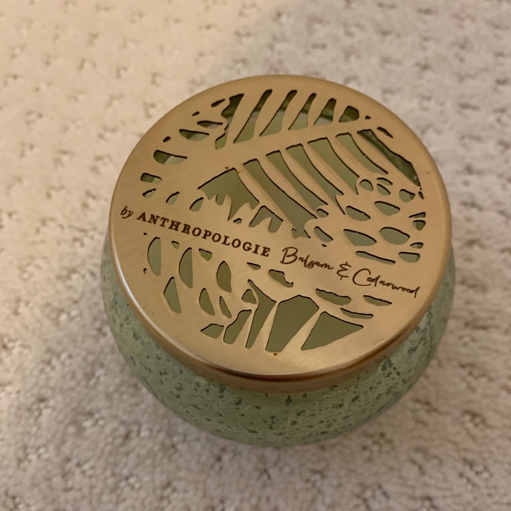 ANTHROPOLOGIE Balsam + Cedarwood Candle